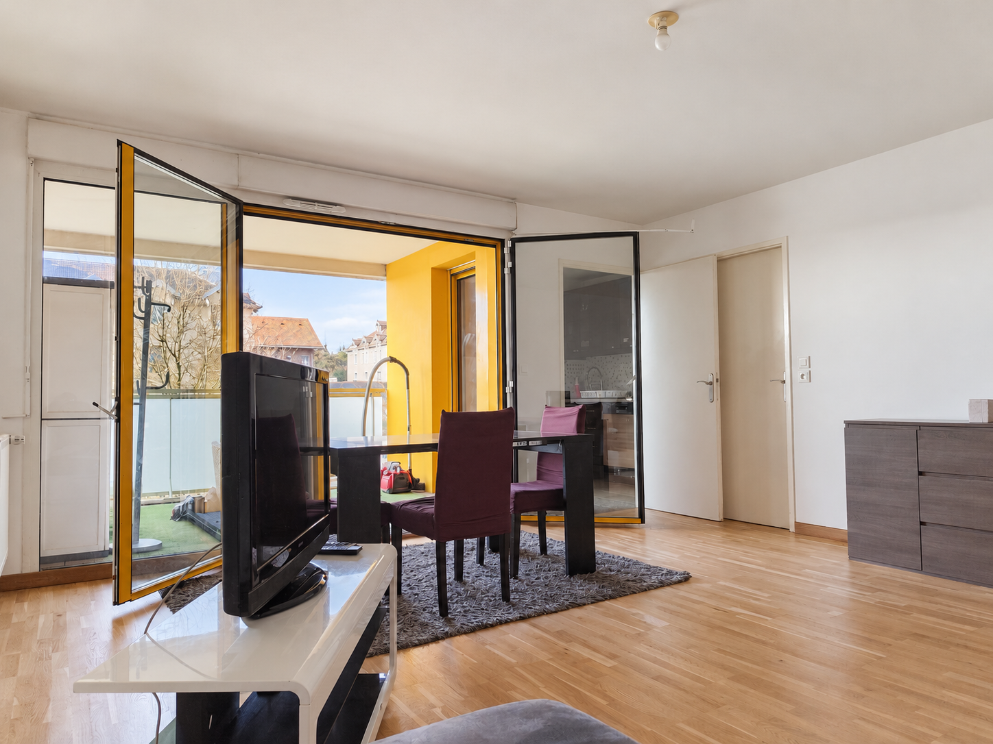 Apartment image